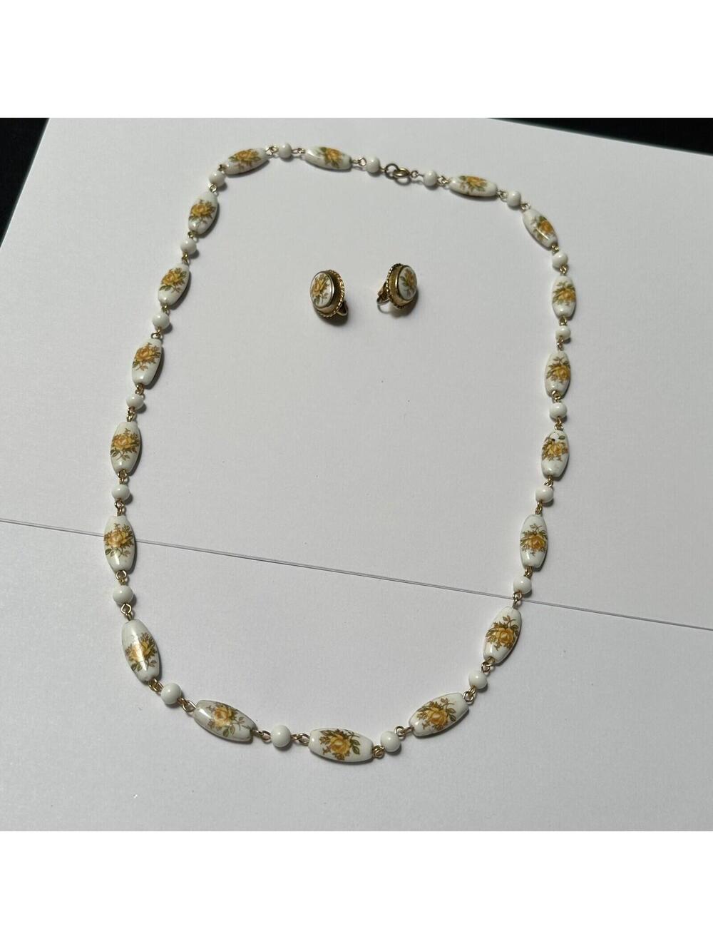 Vintage Flower Clip On Earrings & Beaded Necklace Gold Tone & Yellow Floral